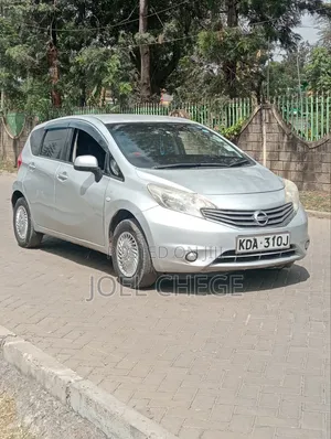Nissan Note 2013 Silver
