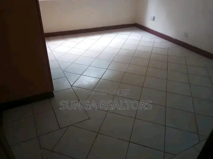 2bdrm Apartment in Rhapta Rd., Raphta Road Area for rent