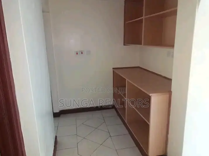 2bdrm Apartment in Rhapta Rd., Raphta Road Area for rent