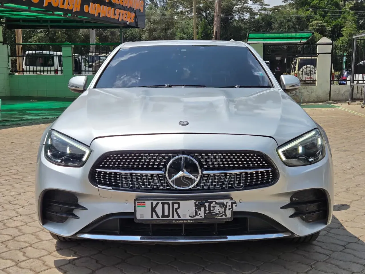 Mercedes-Benz E300 2010 Silver