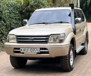 Toyota Land Cruiser Prado 2001 Gold