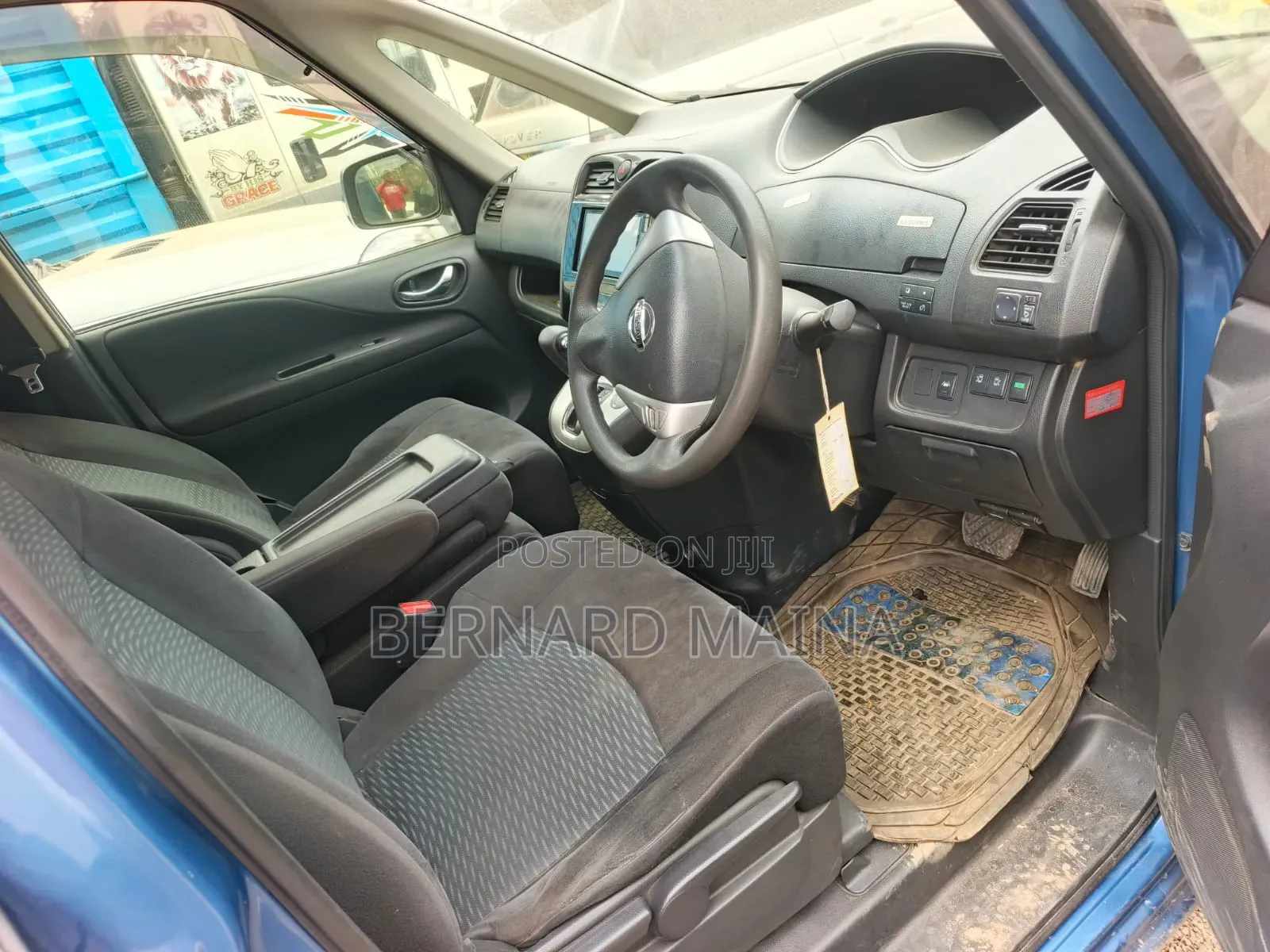 Nissan Serena 2016 Blue
