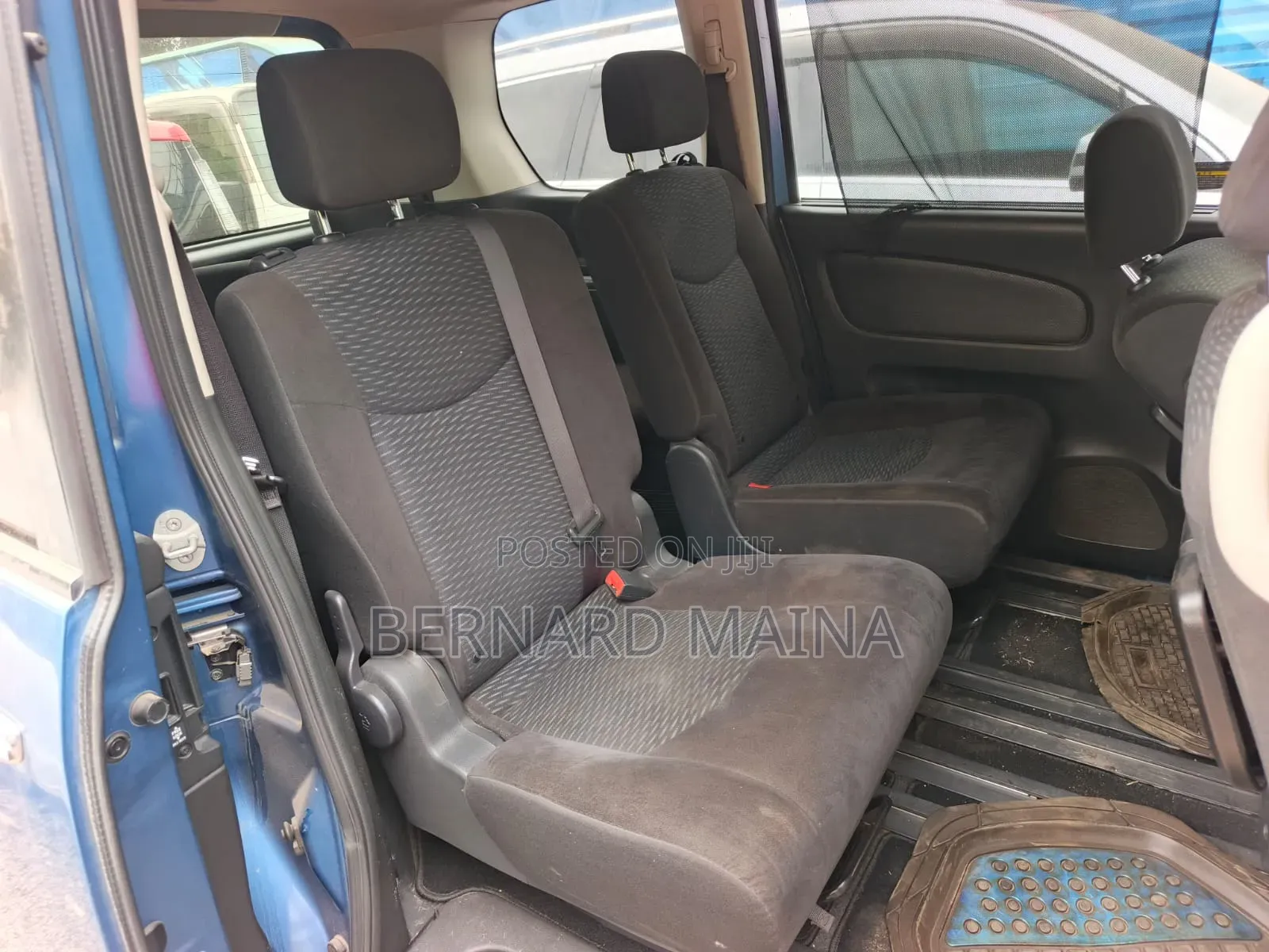Nissan Serena 2016 Blue