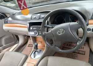 Toyota Premio 2010 Silver