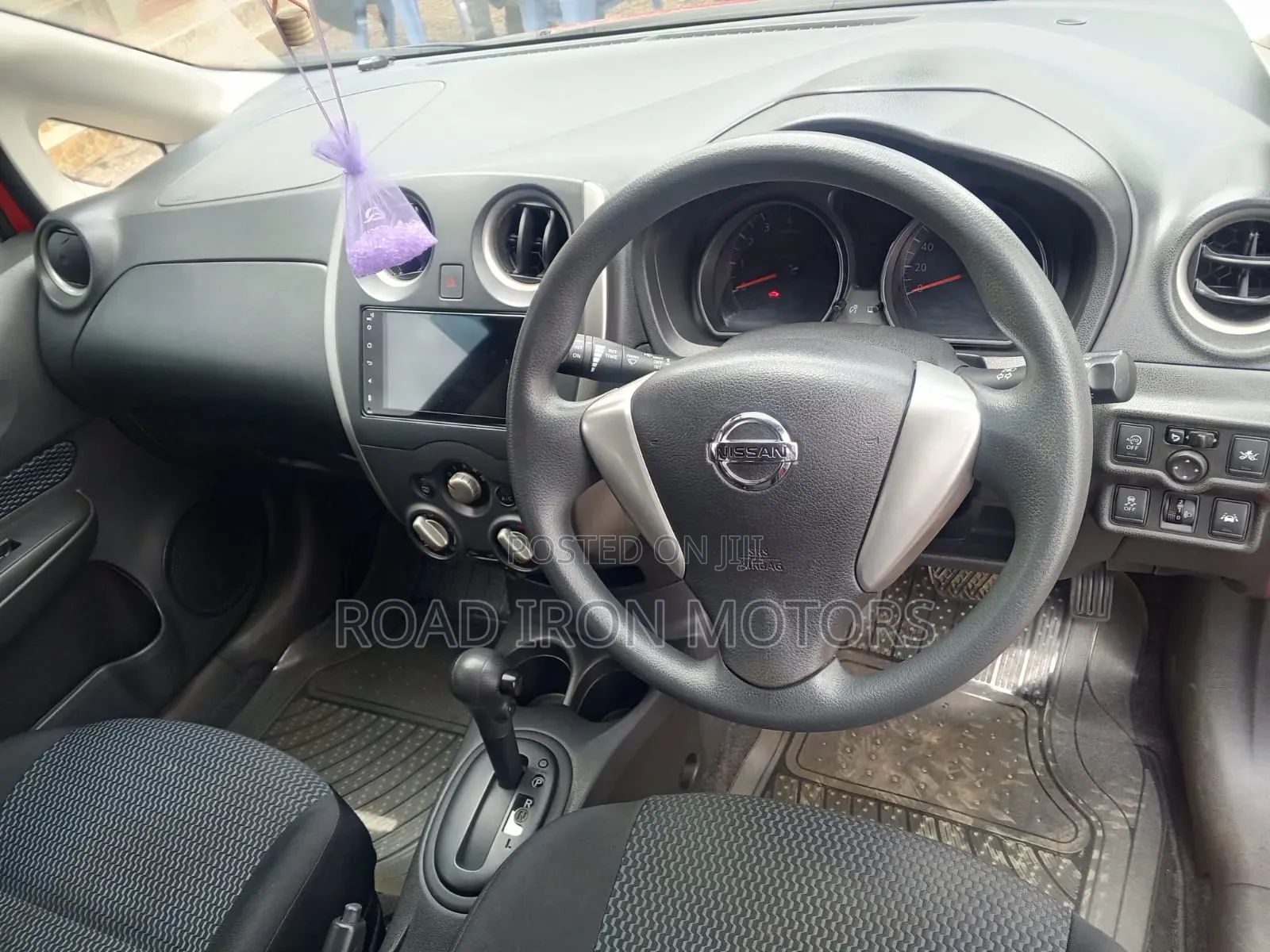 Nissan Note 2016 Red