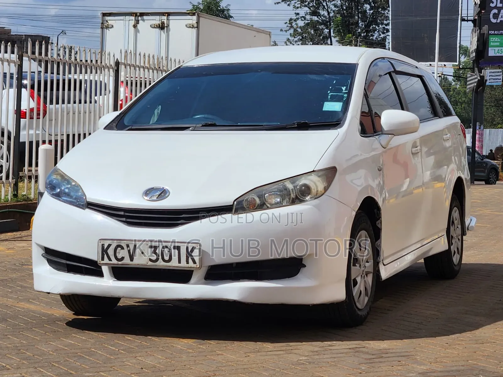 Toyota Wish 2012 Pearl