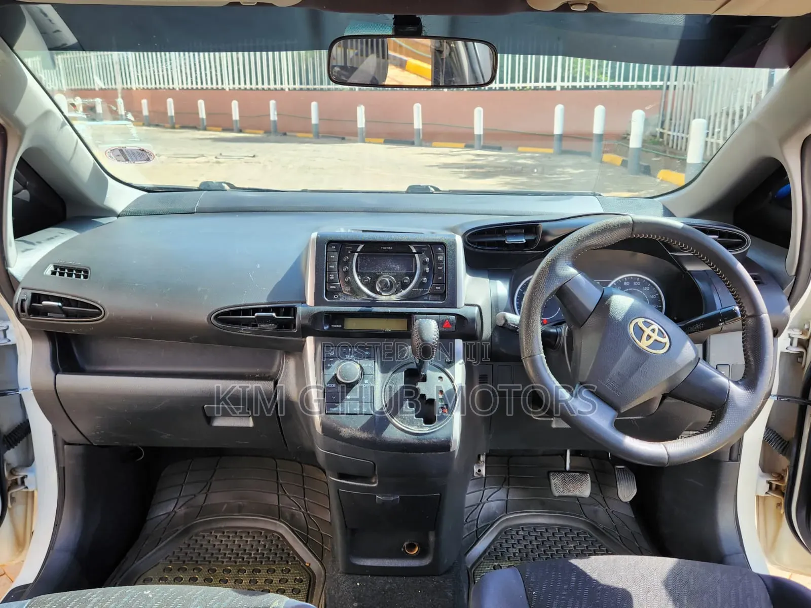 Toyota Wish 2012 Pearl