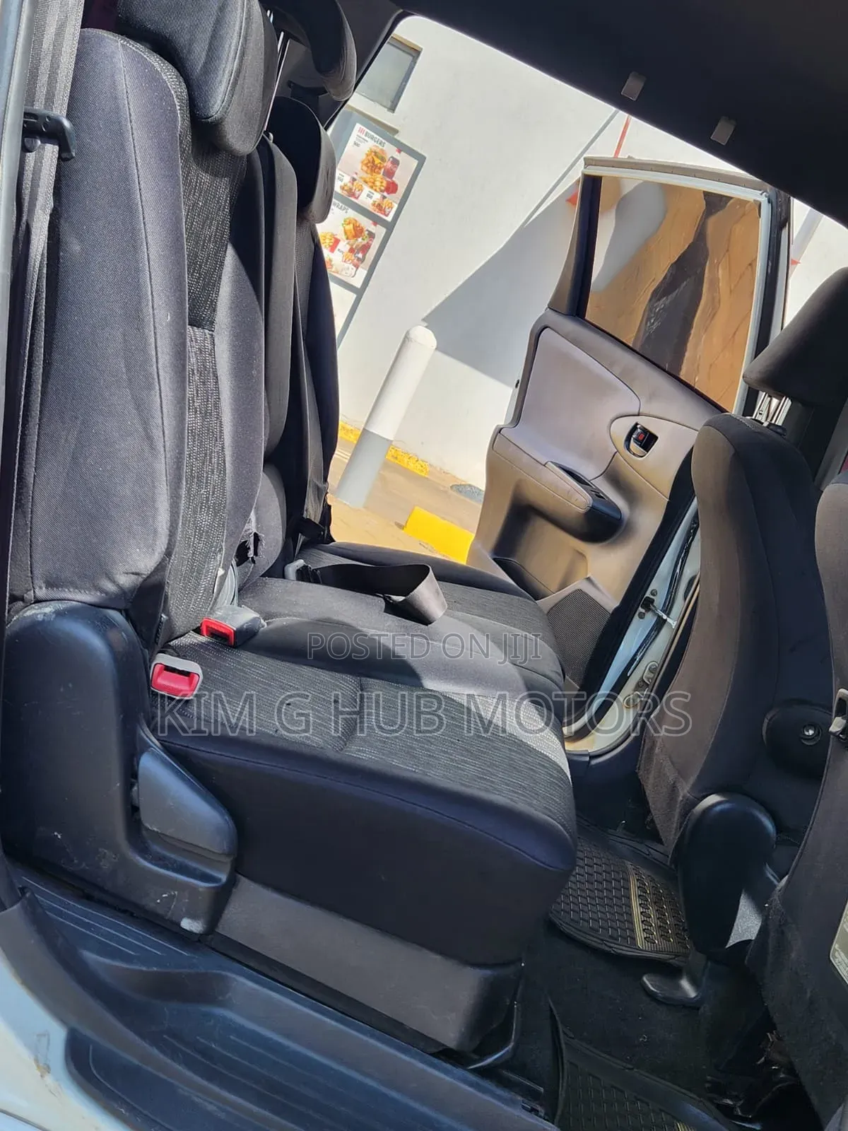 Toyota Wish 2012 Pearl