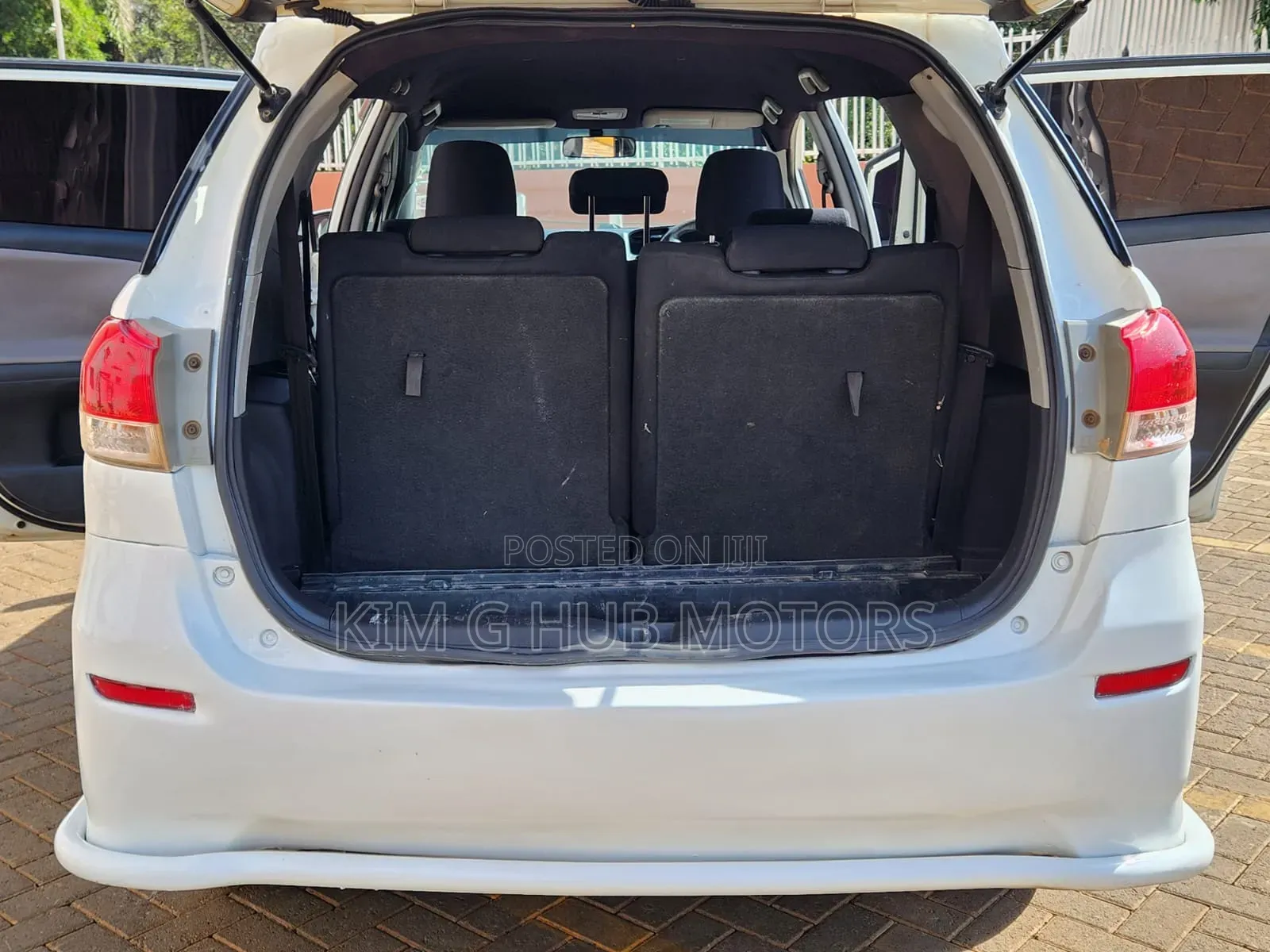 Toyota Wish 2012 Pearl