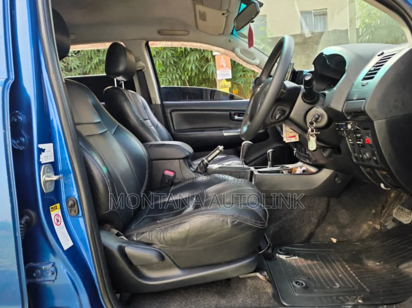 Toyota Hilux 2014 Blue
