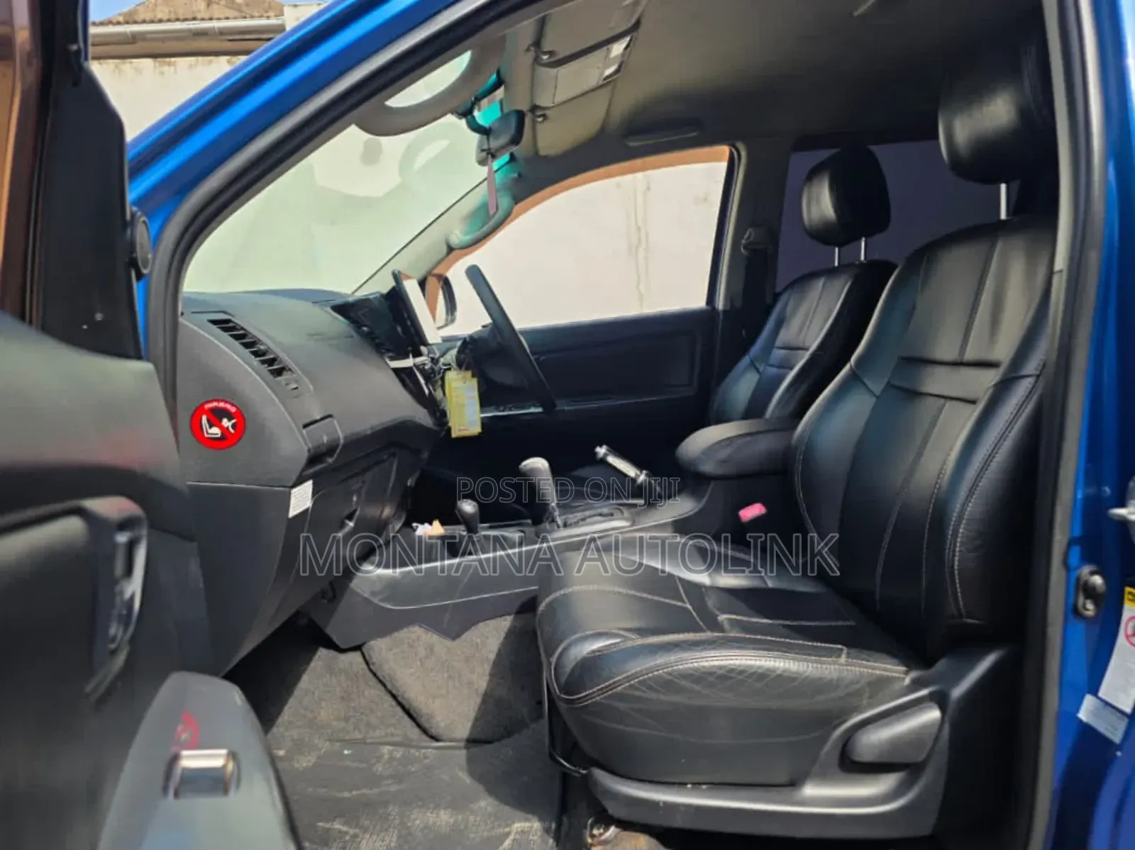 Toyota Hilux 2014 Blue