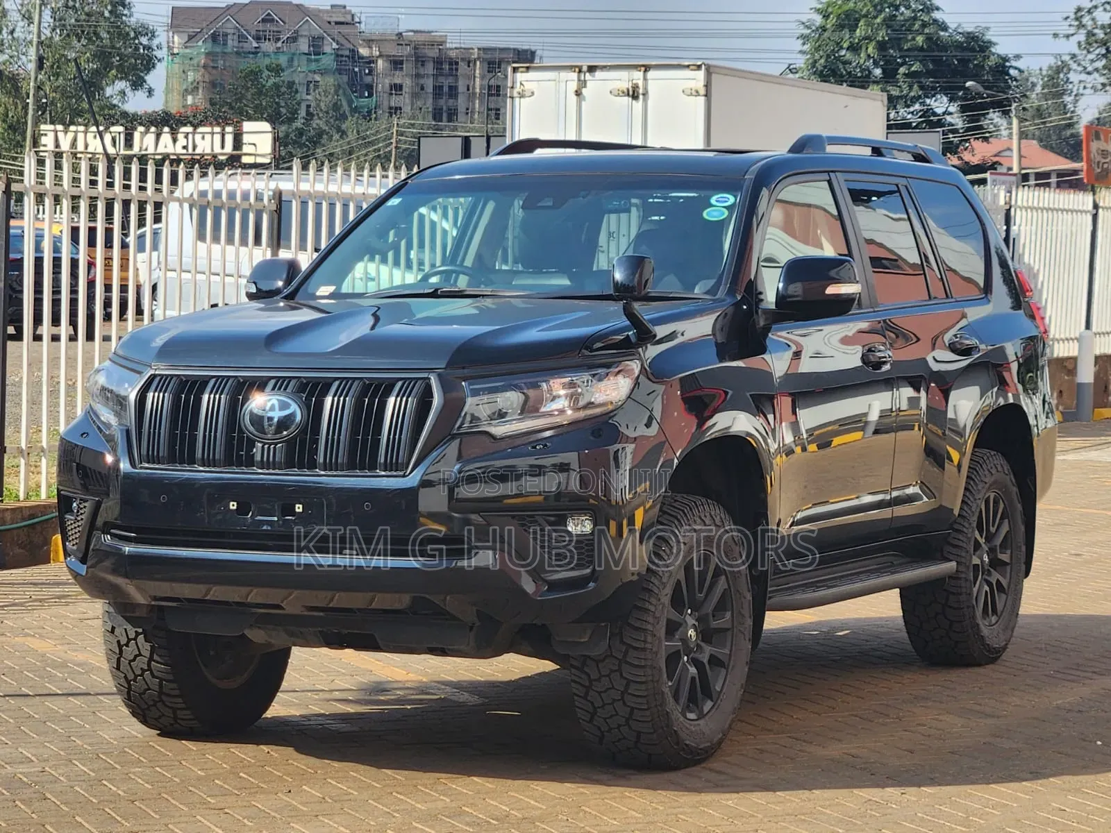 Toyota Land Cruiser Prado 2023 Black