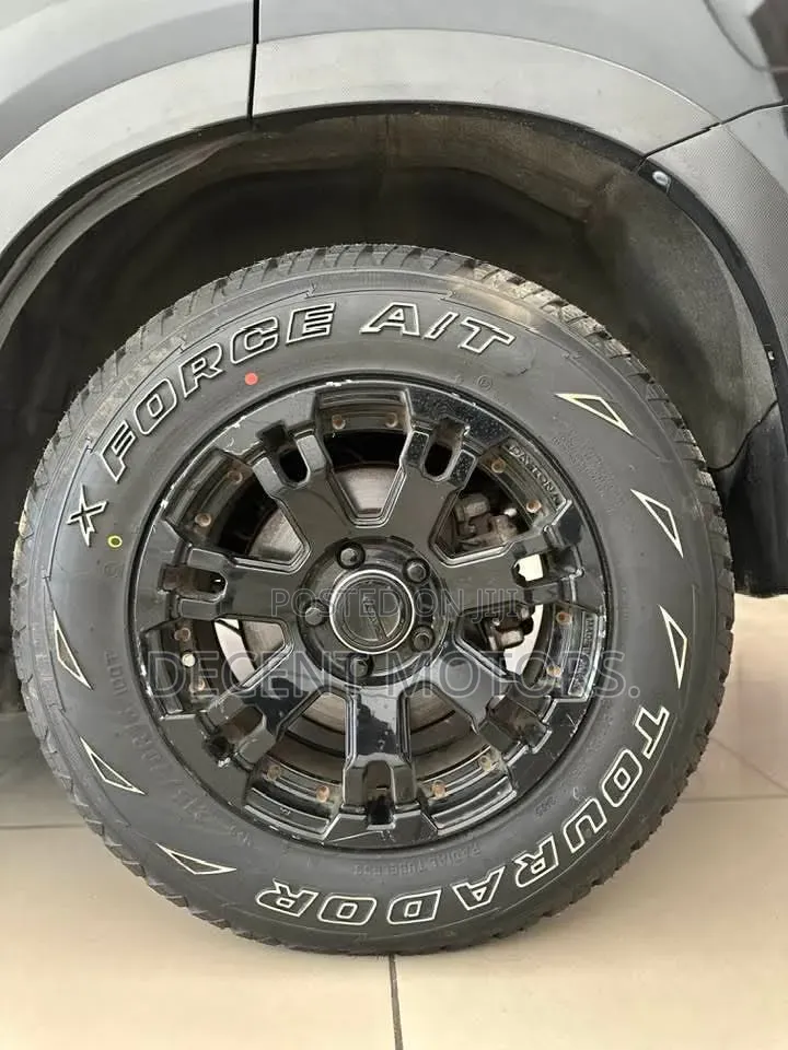 Subaru Forester 2019 Black