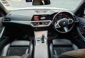 BMW 330i 2019 White
