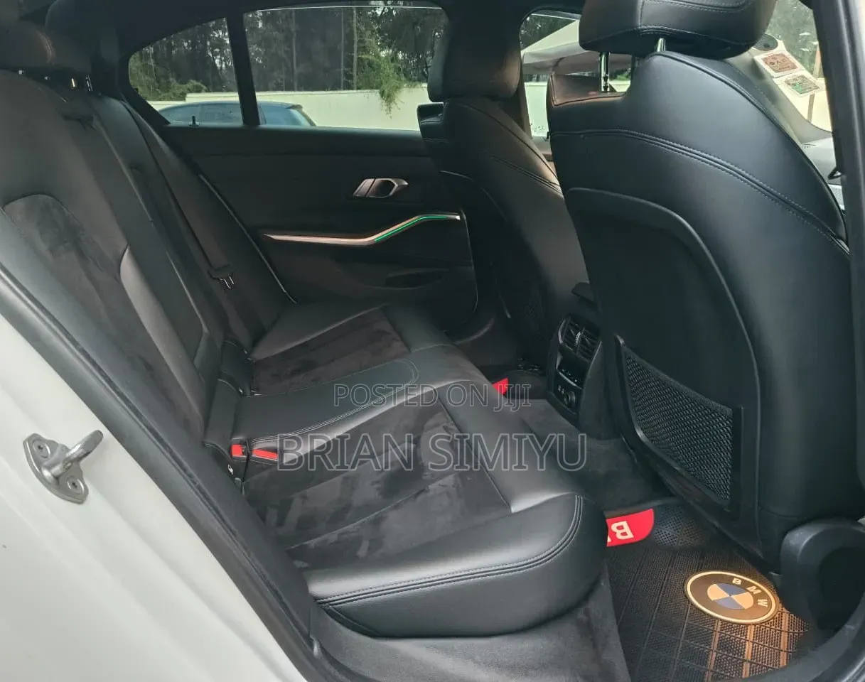 BMW 330i 2019 White