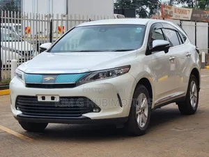 Toyota Harrier 2017 Pearl