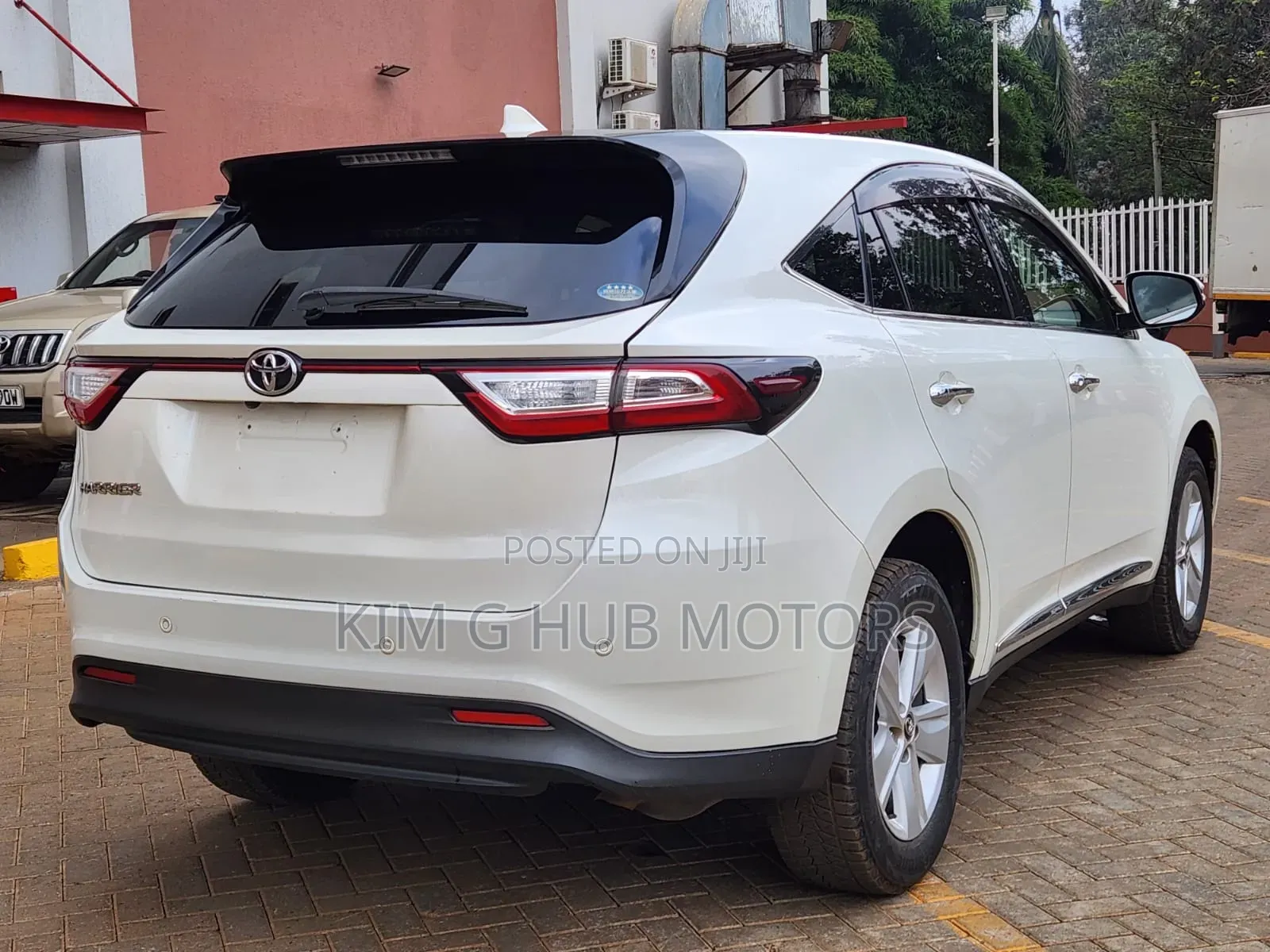 Toyota Harrier 2017 Pearl