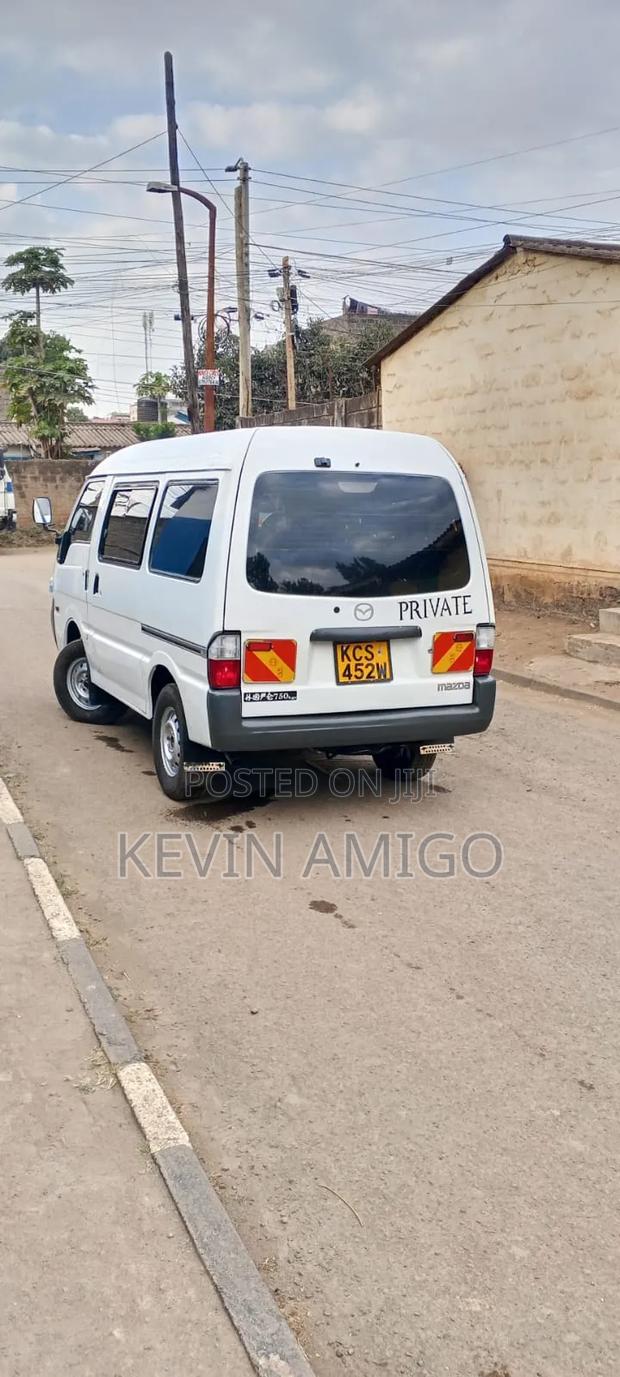 Mazda Bongo 2011 White - thumbnail 2