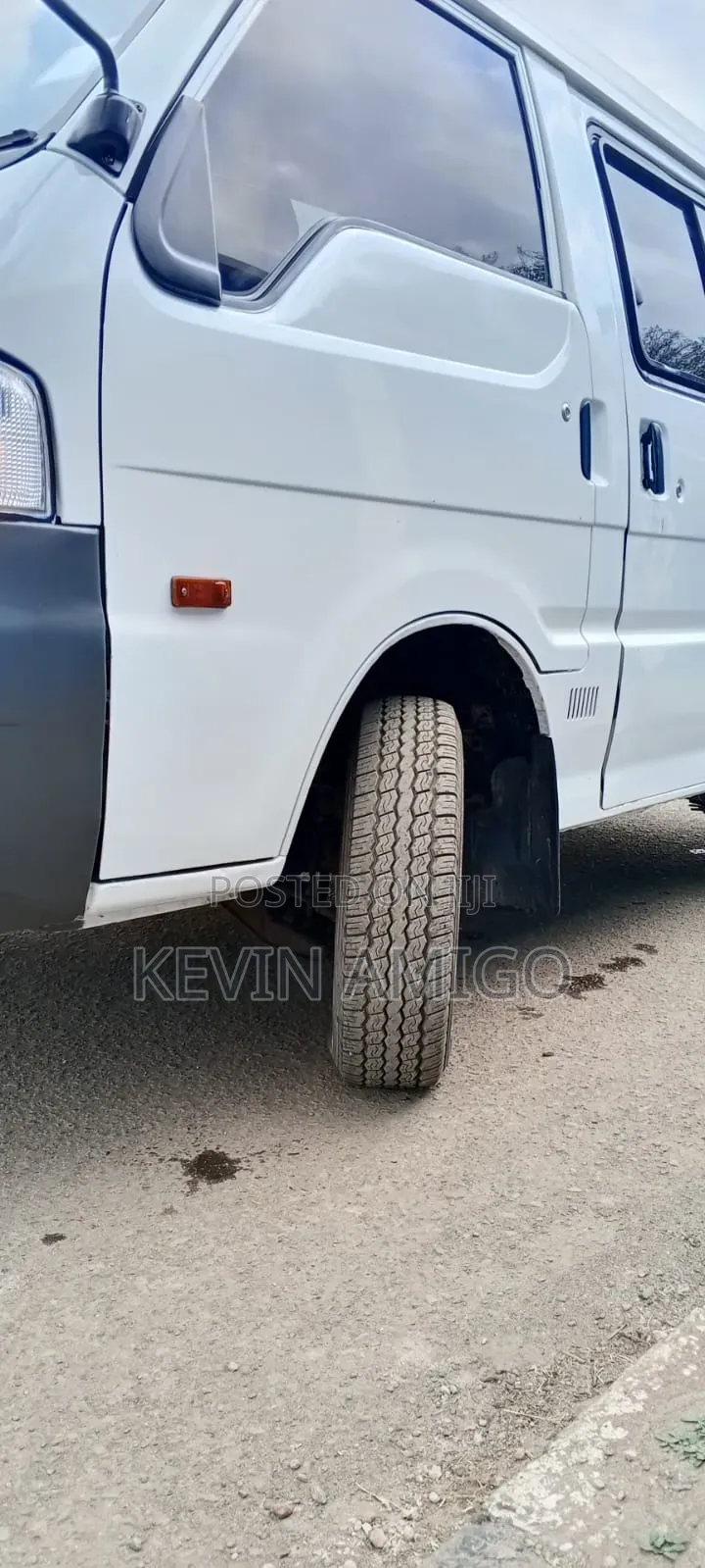 Mazda Bongo 2011 White