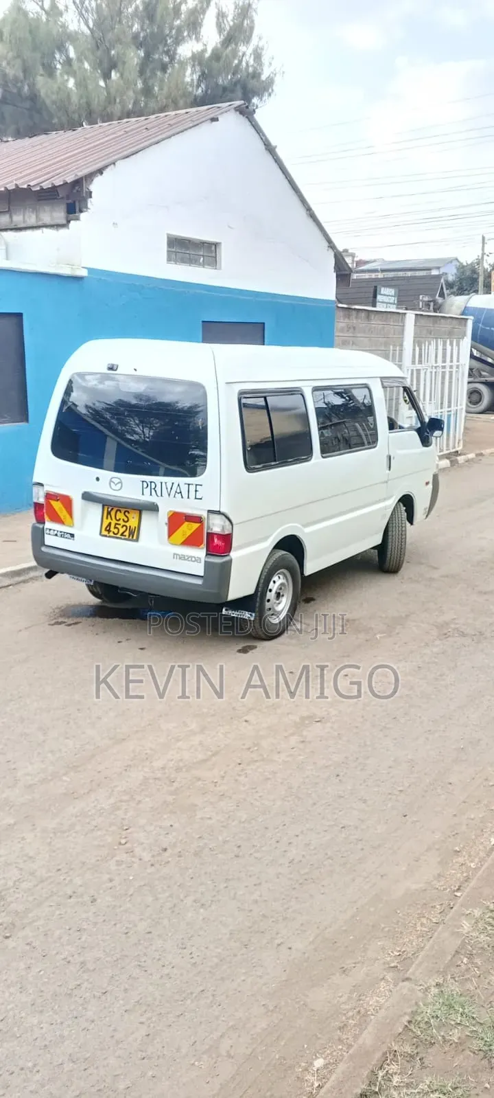 Mazda Bongo 2011 White