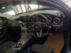 Mercedes-Benz C180 2018 Black