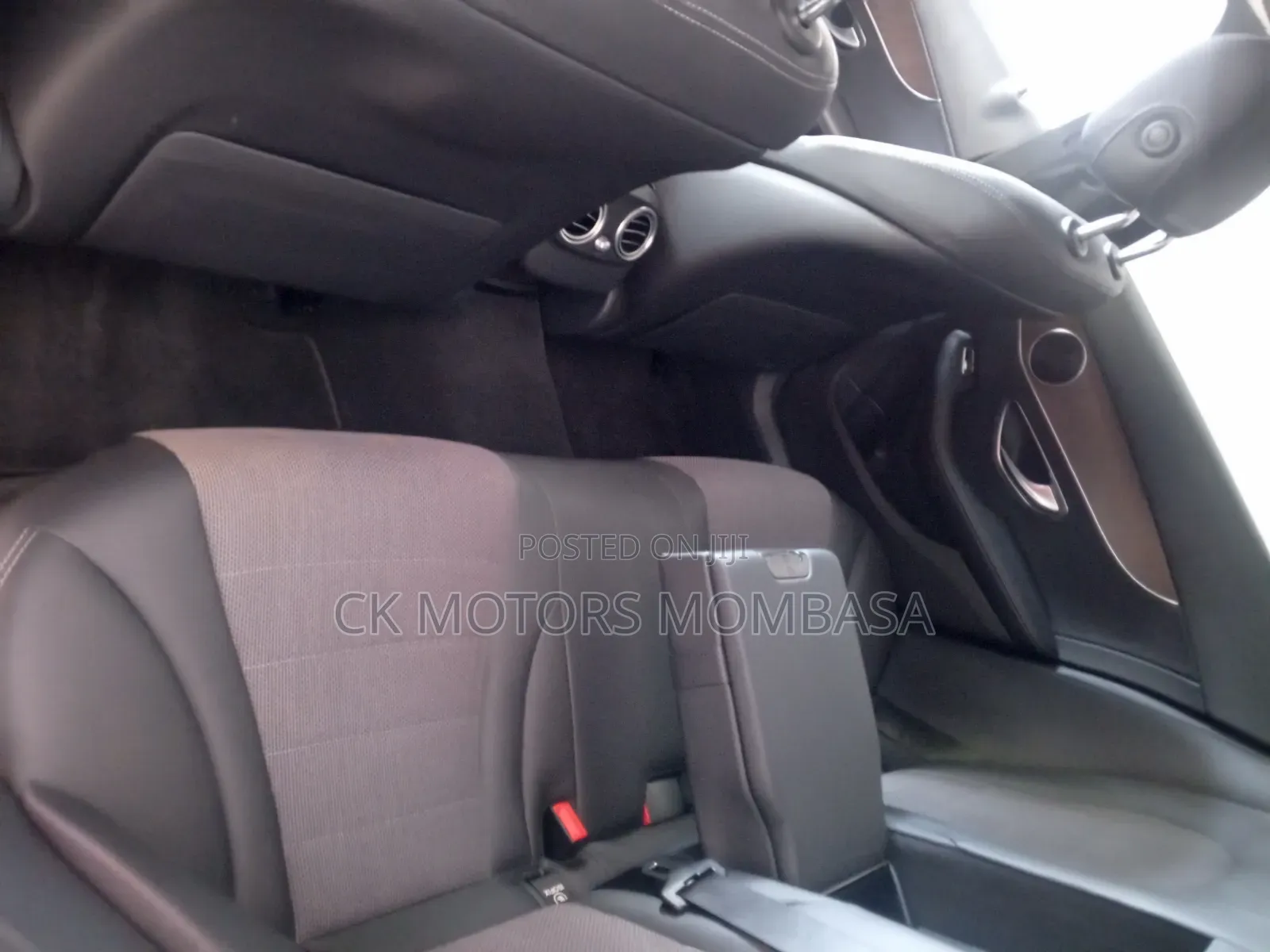 Mercedes-Benz C180 2018 Black