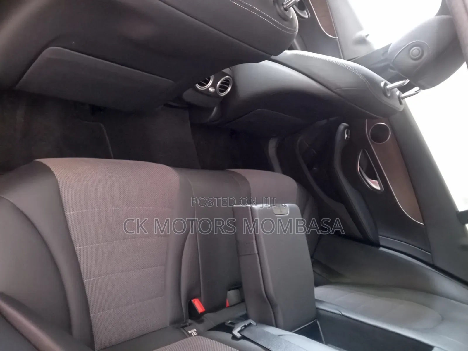 Mercedes-Benz C180 2018 Black