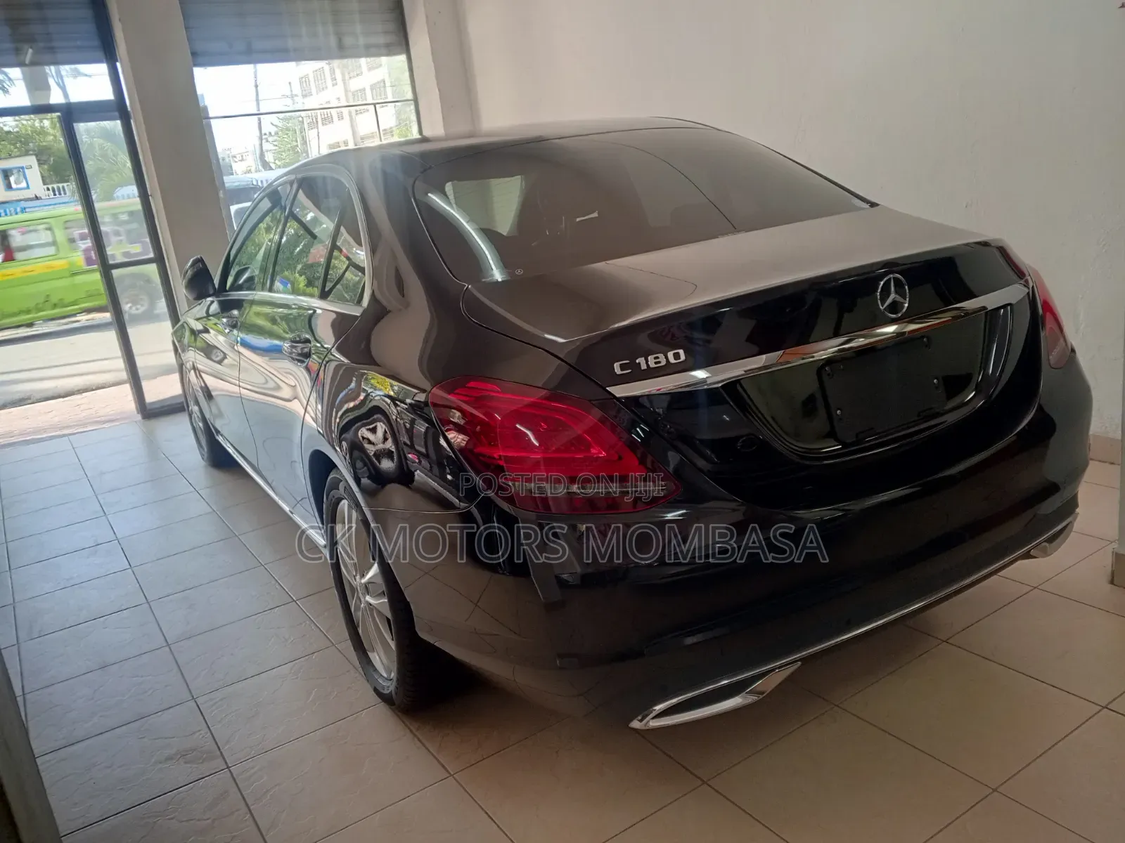 Mercedes-Benz C180 2018 Black