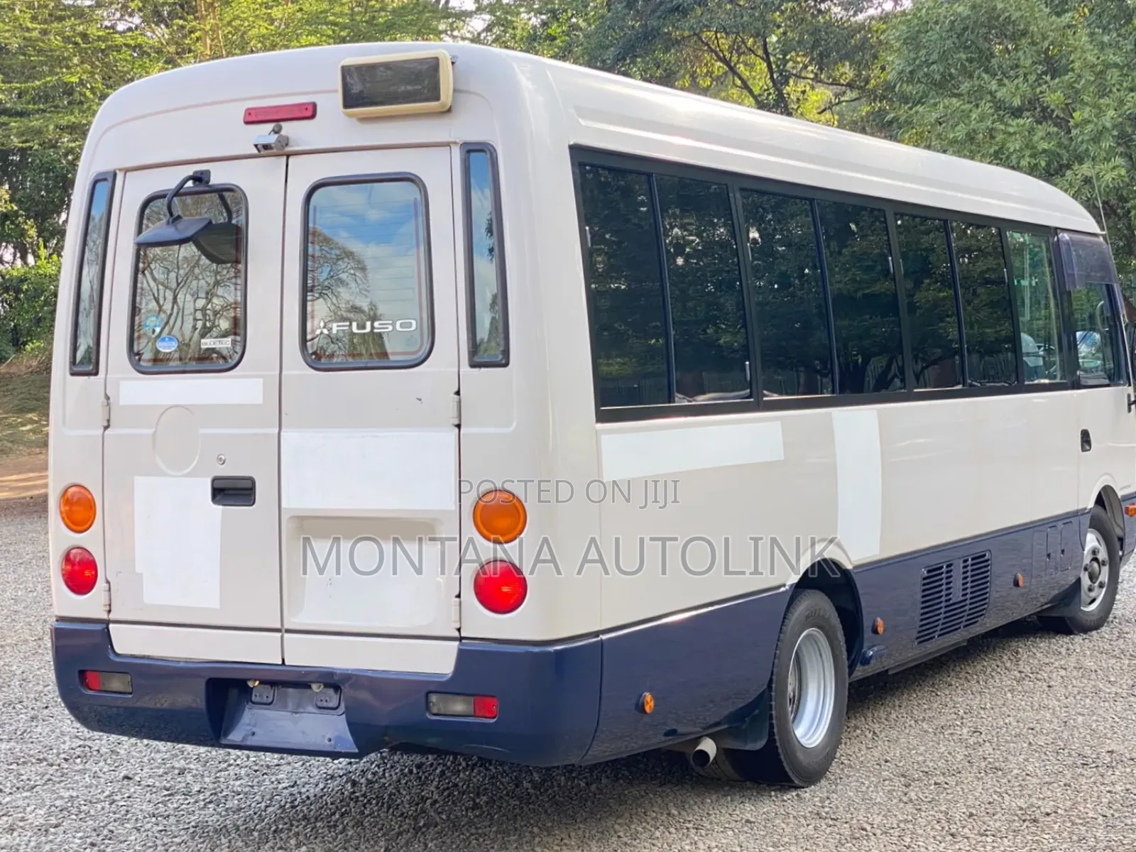 Mitsubishi Fuso Rosa 2019 White