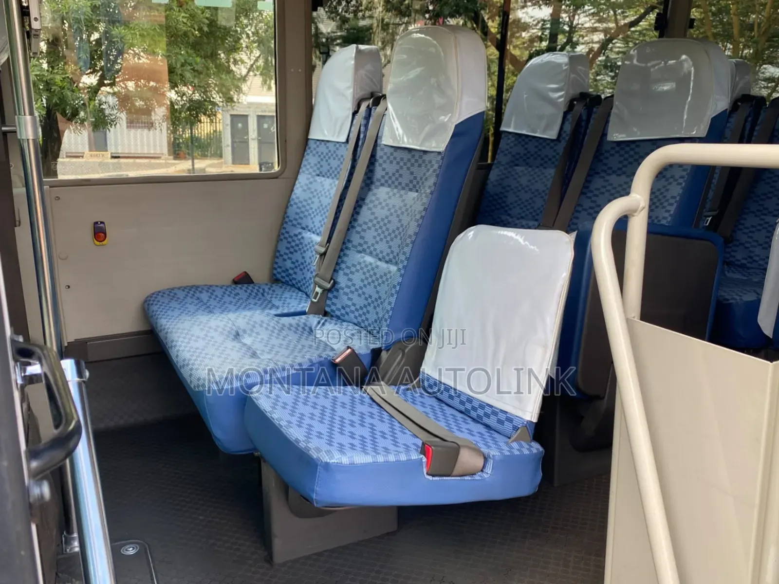 Mitsubishi Fuso Rosa 2019 White