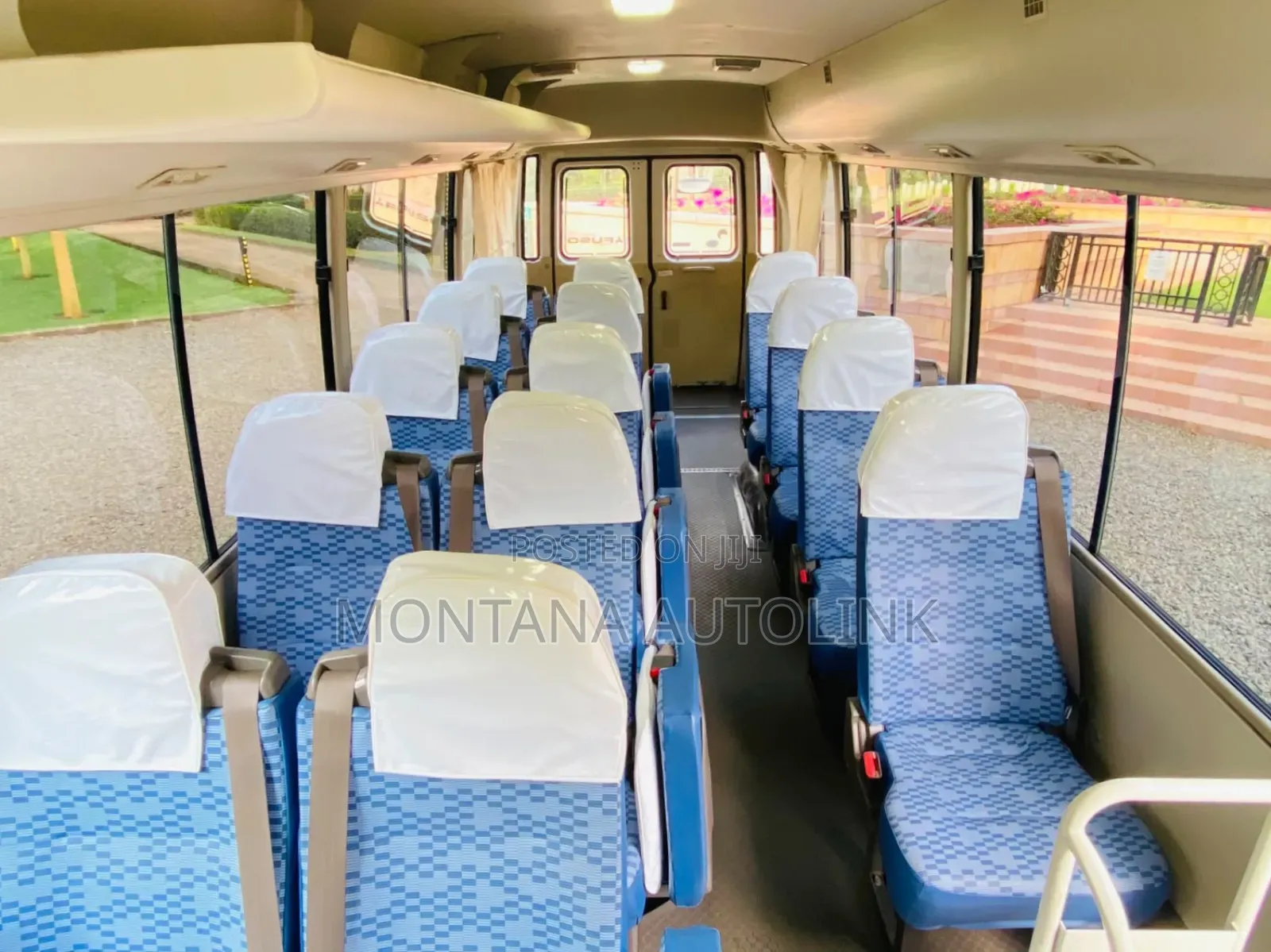 Mitsubishi Fuso Rosa 2019 White