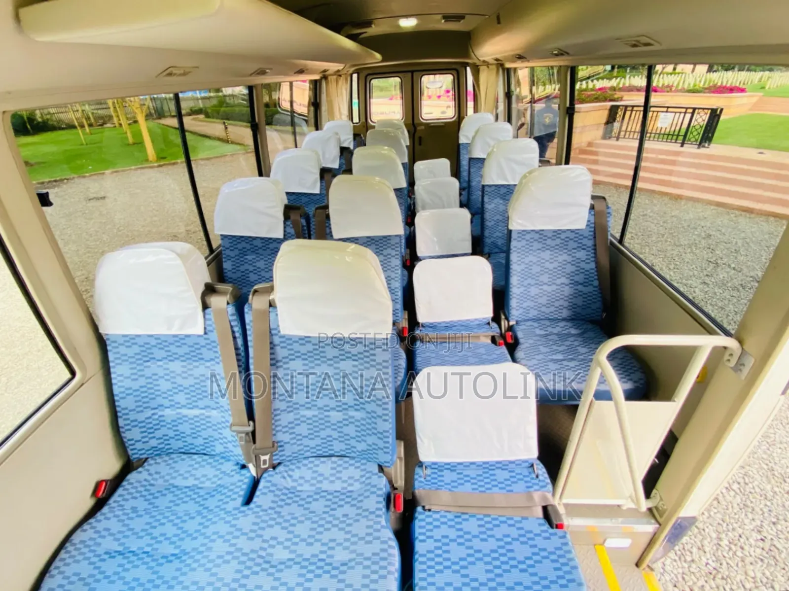 Mitsubishi Fuso Rosa 2019 White