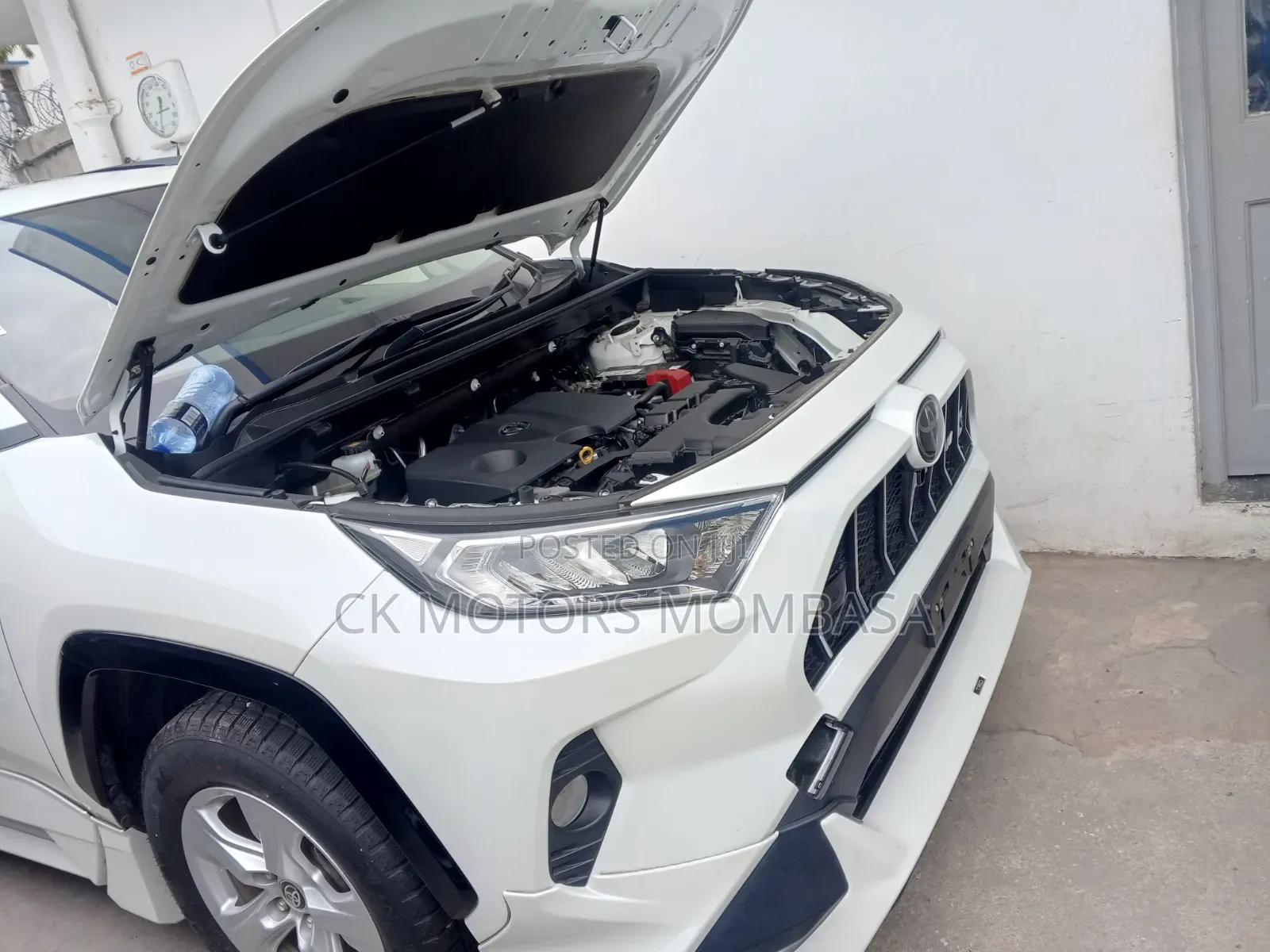 Toyota RAV4 2019 White