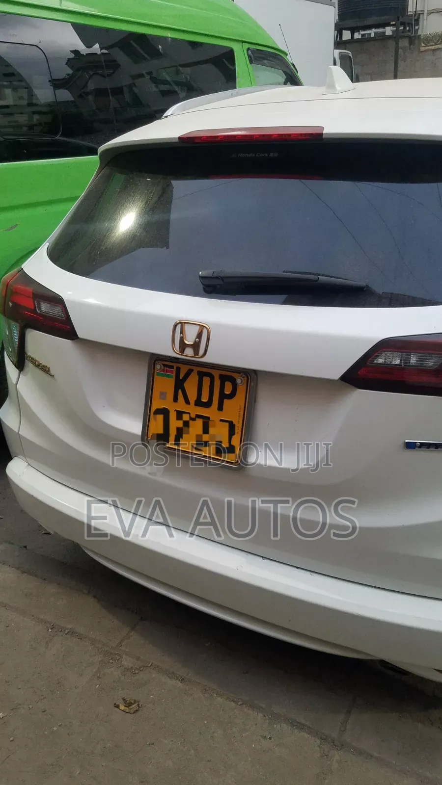Honda Vezel 2017 White