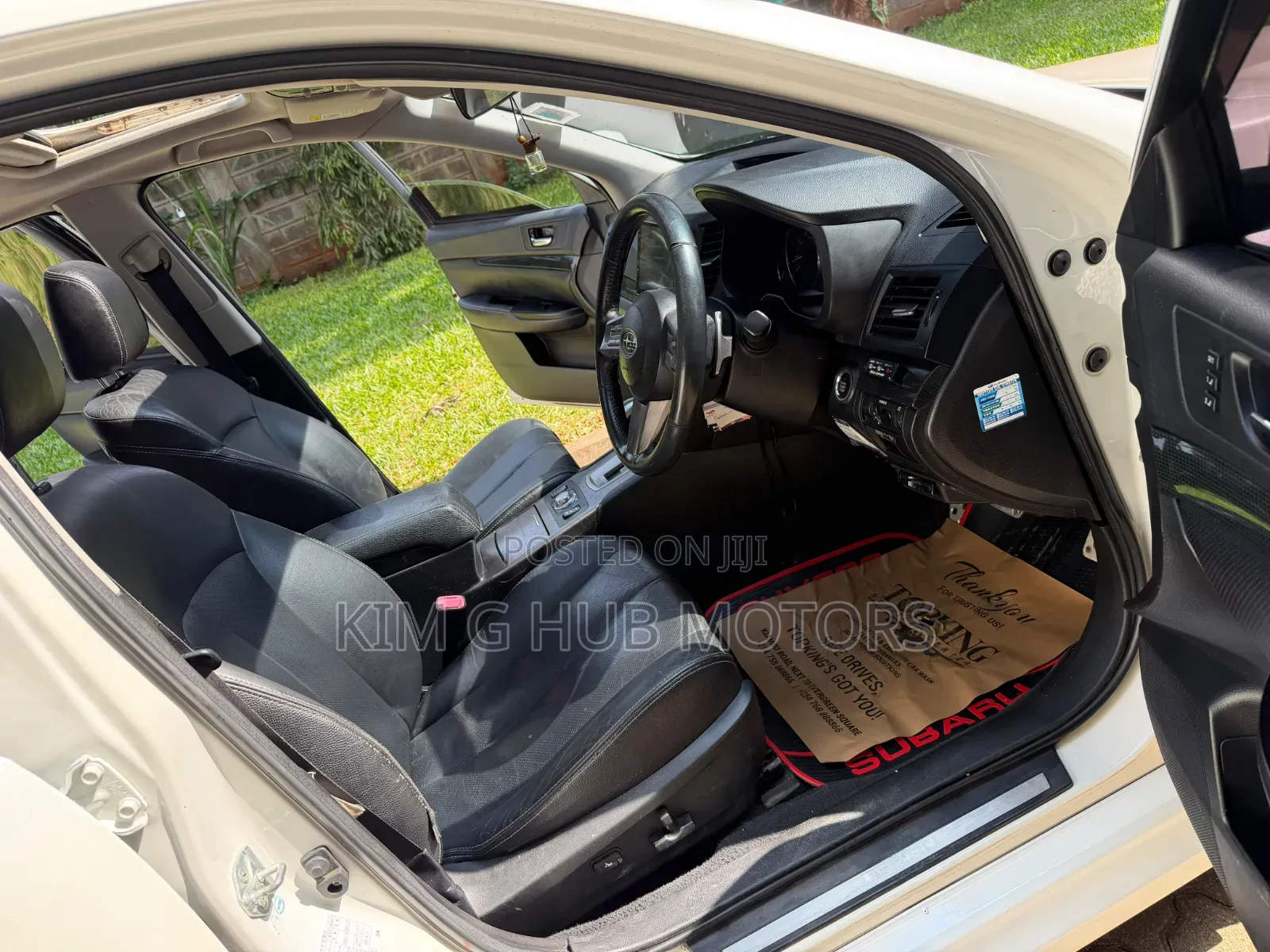 Subaru Legacy 2011 Pearl