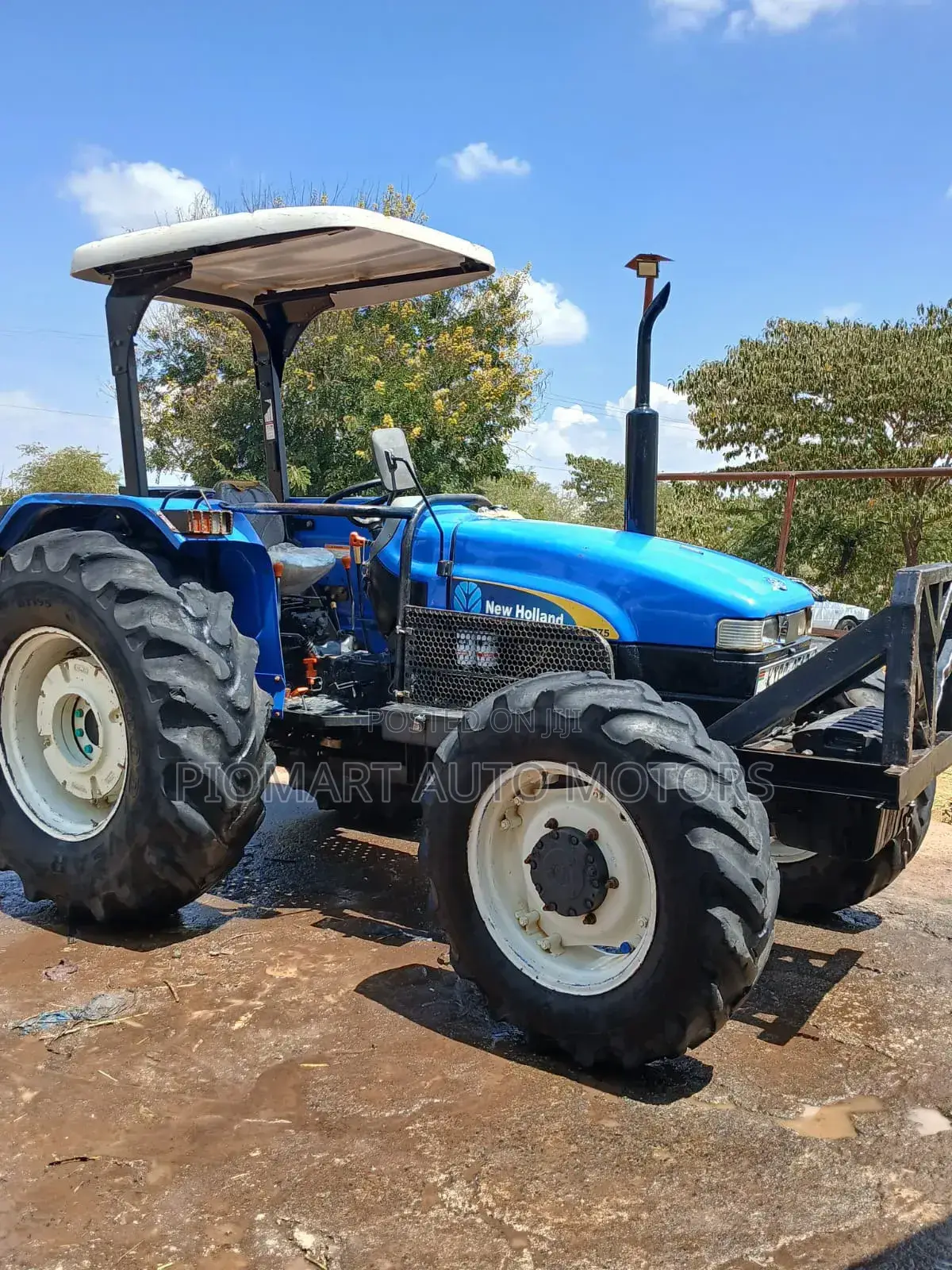 Tractor Newholland Tt 75 Four Wheel