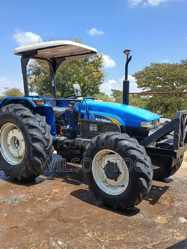 Tractor Newholland Tt 75 Four Wheel - thumbnail 4