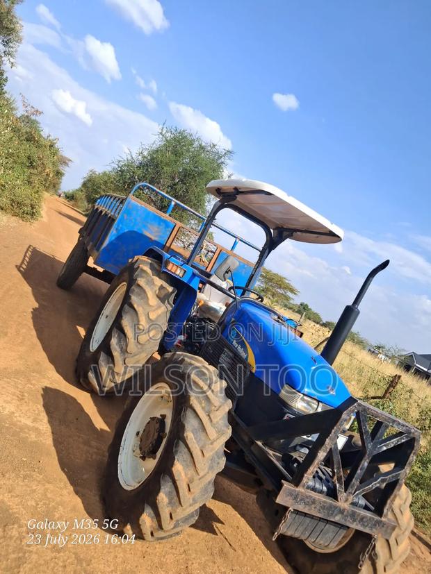 Tractor Newholland Tt 75 Four Wheel - thumbnail 9