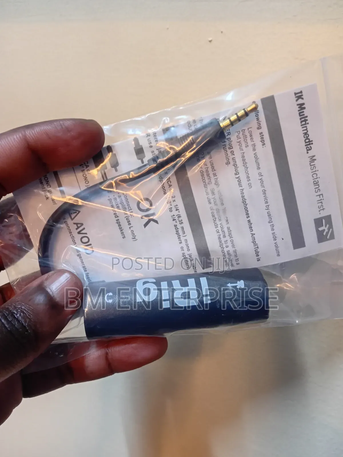 Irig 1 Audio Adapter for Mobile Live Streaming