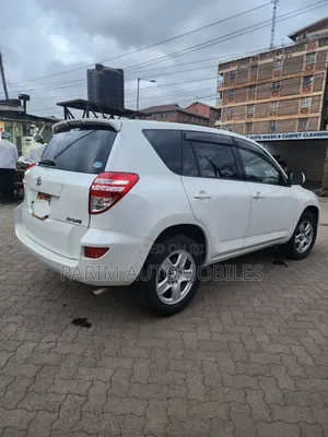 Toyota RAV4 2015 White