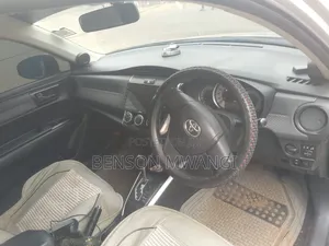 Toyota Corolla 2014 Silver