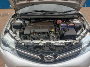 Toyota Corolla 2014 Silver