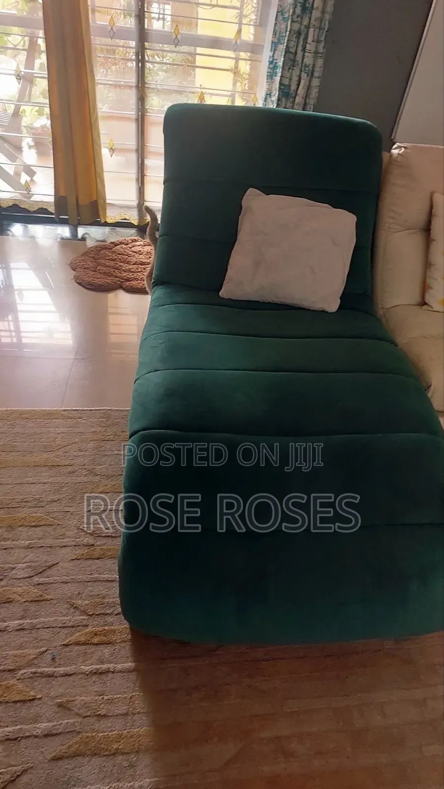 Beautifully Crafted Chaise Lounge