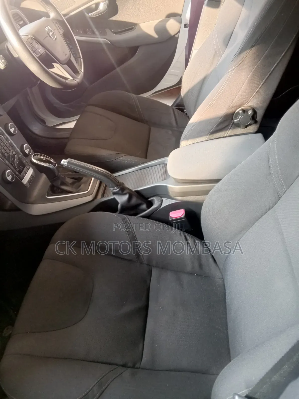 Volvo V40 2018 White