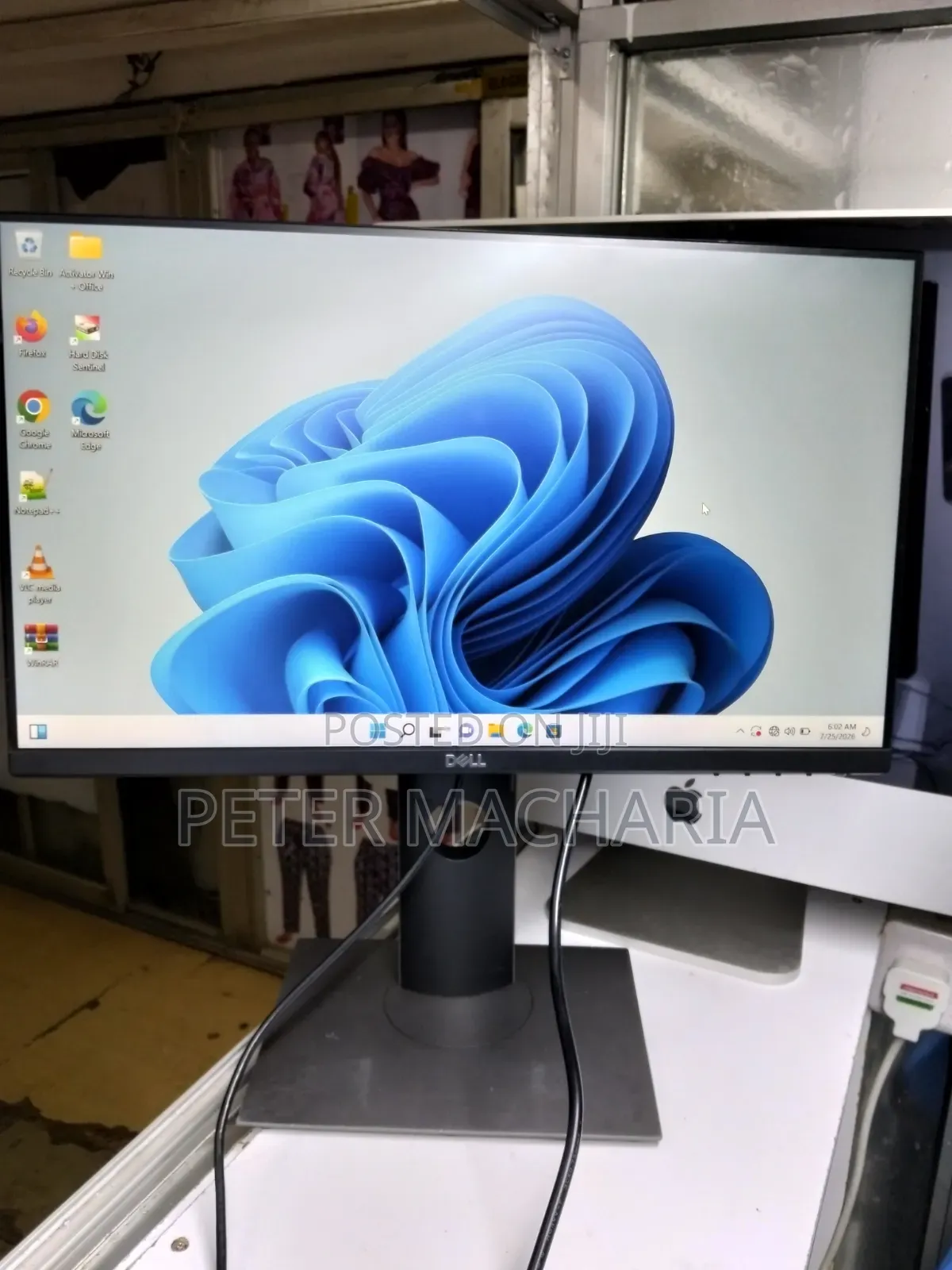 Edge to Edge Dell Display Monitor