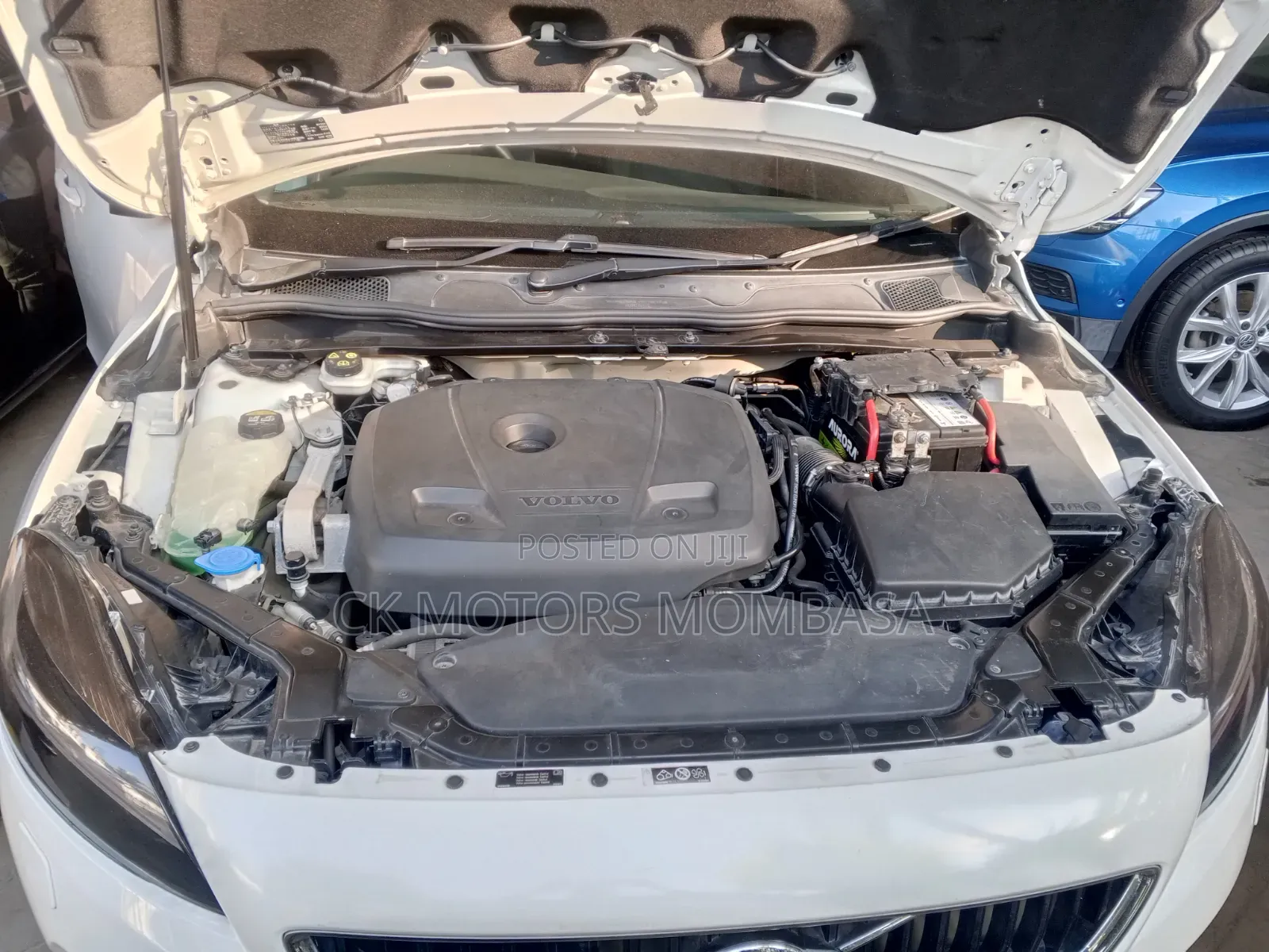 Volvo V40 2018 White