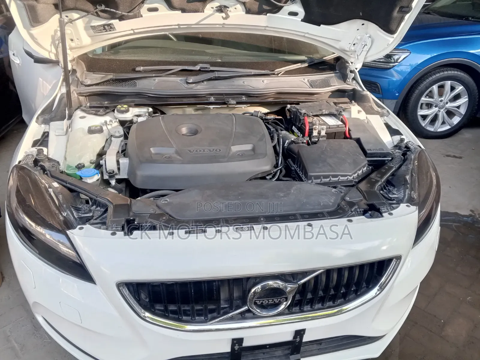 Volvo V40 2018 White
