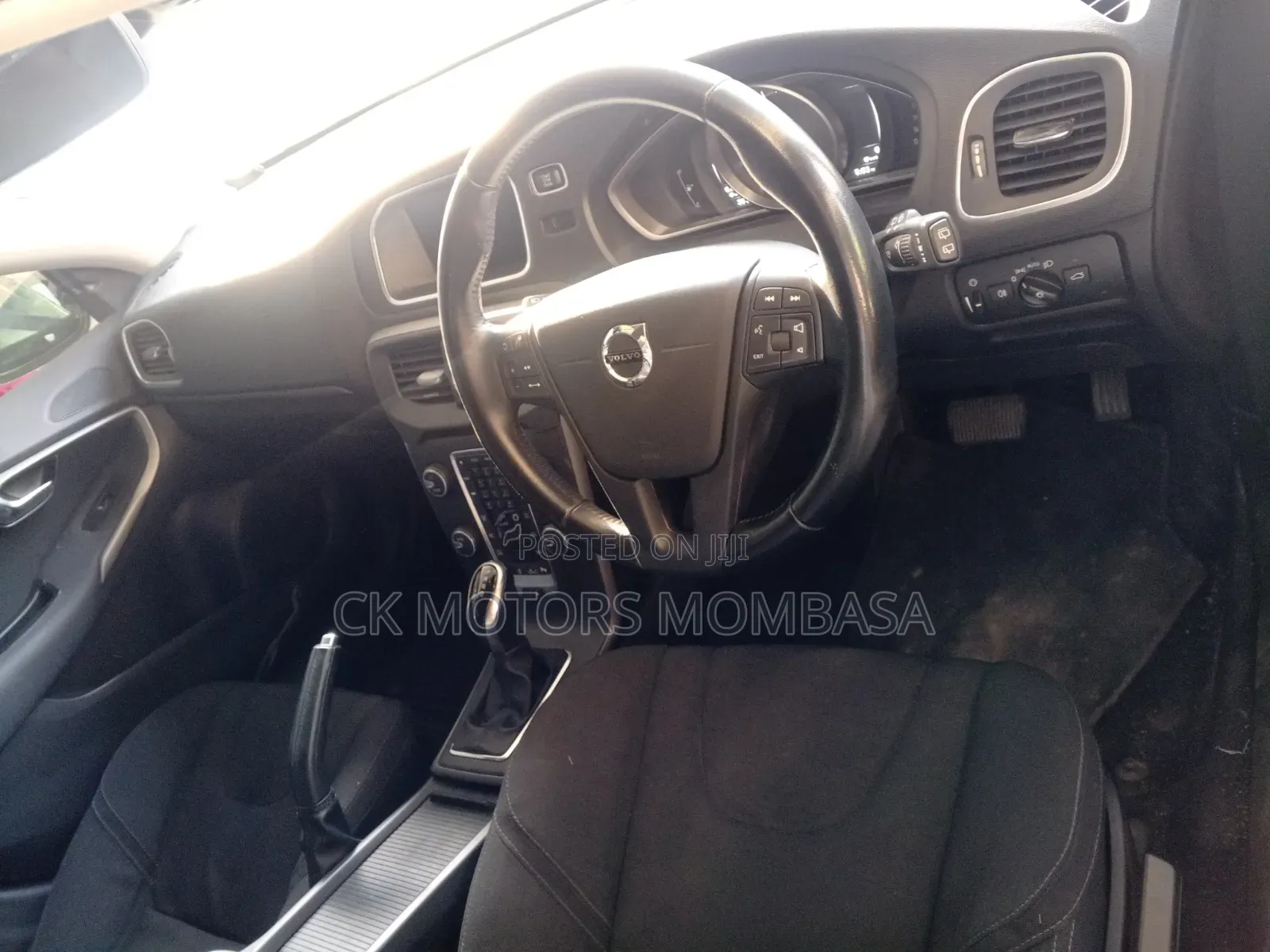 Volvo V40 2018 White