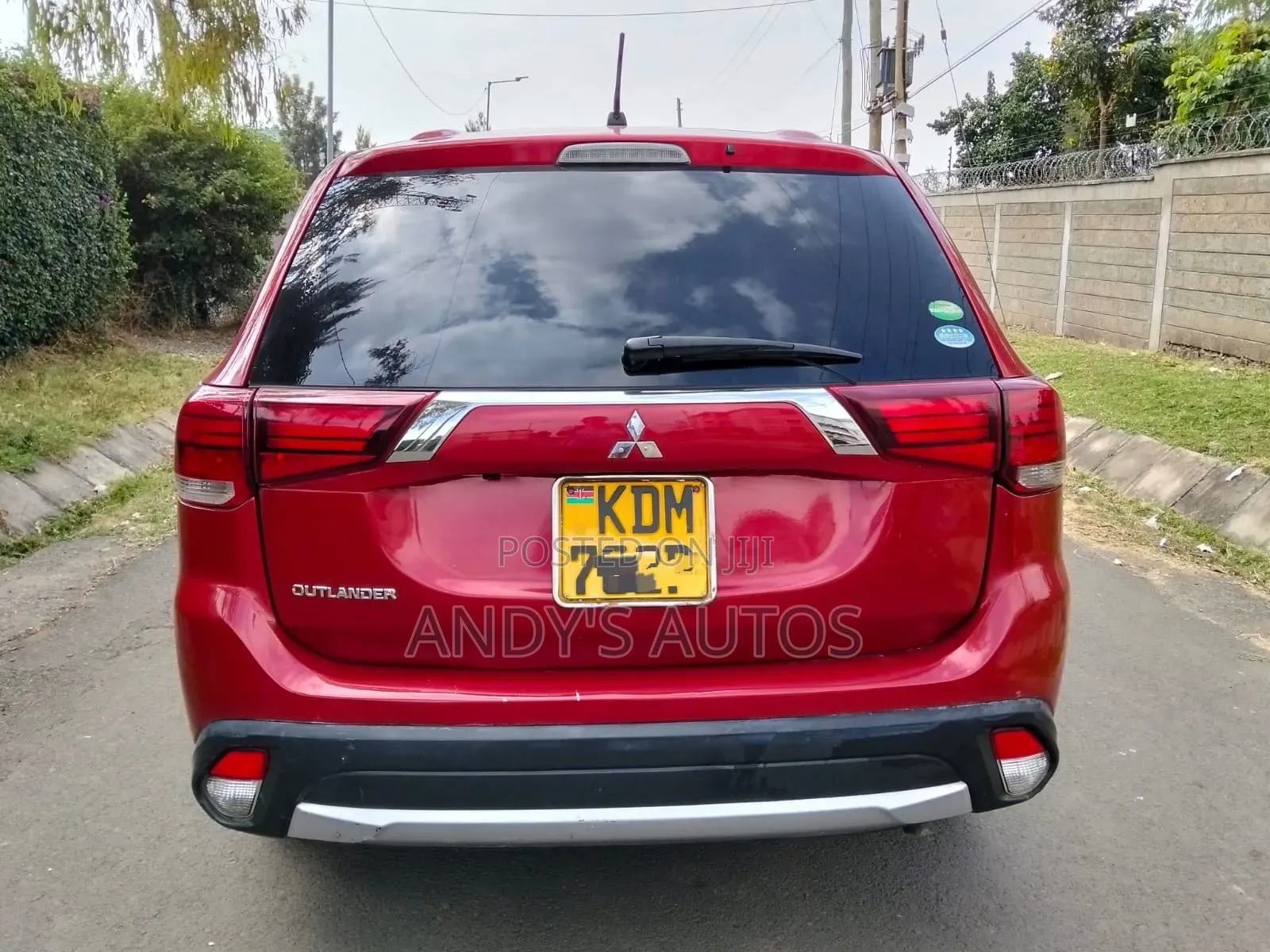 Mitsubishi Outlander 2016 Red