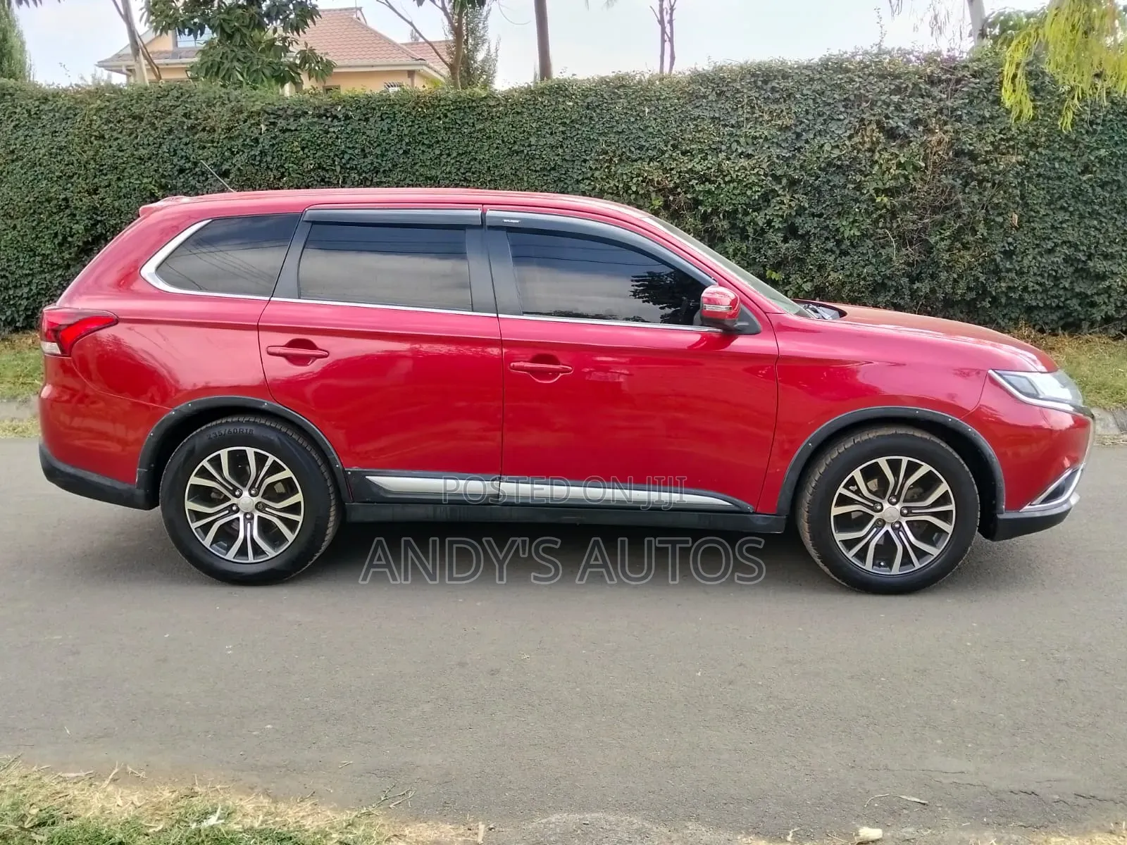 Mitsubishi Outlander 2016 Red